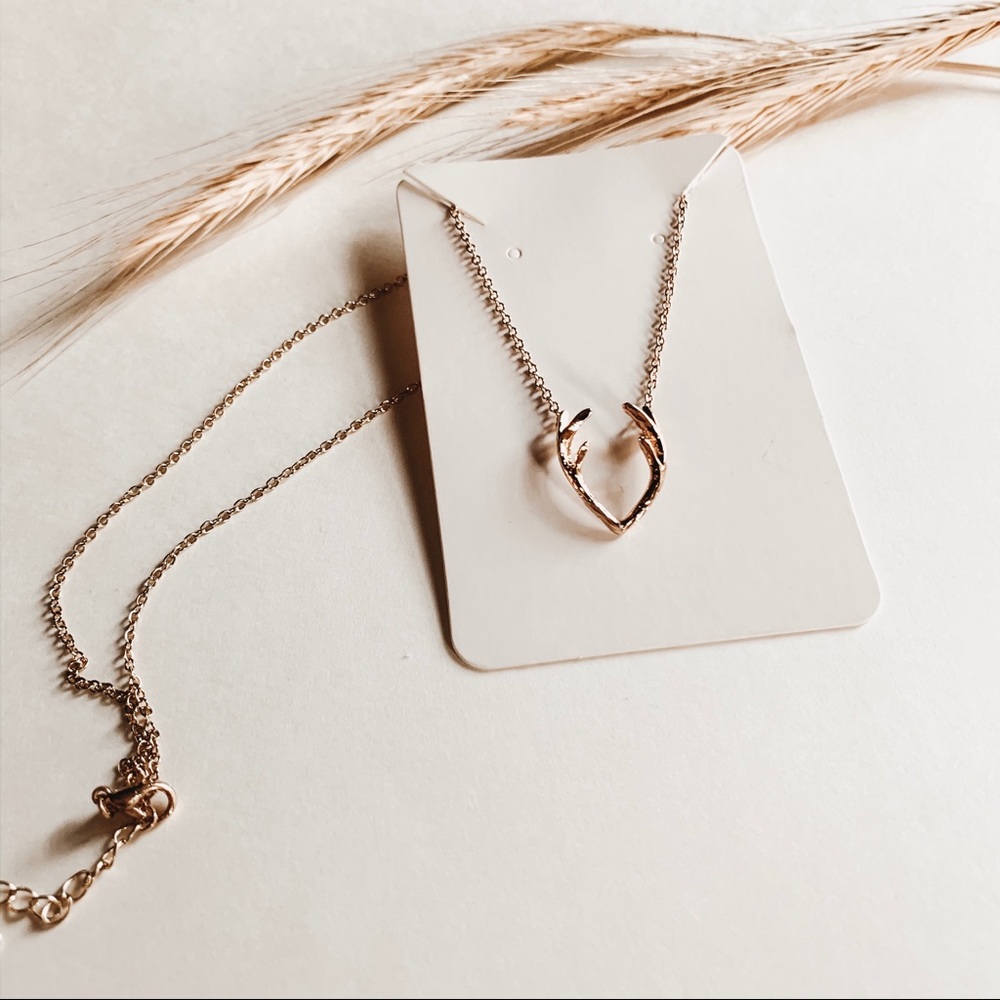 Antler Gold Dainty Pendant Necklace - Picture 2 of 2